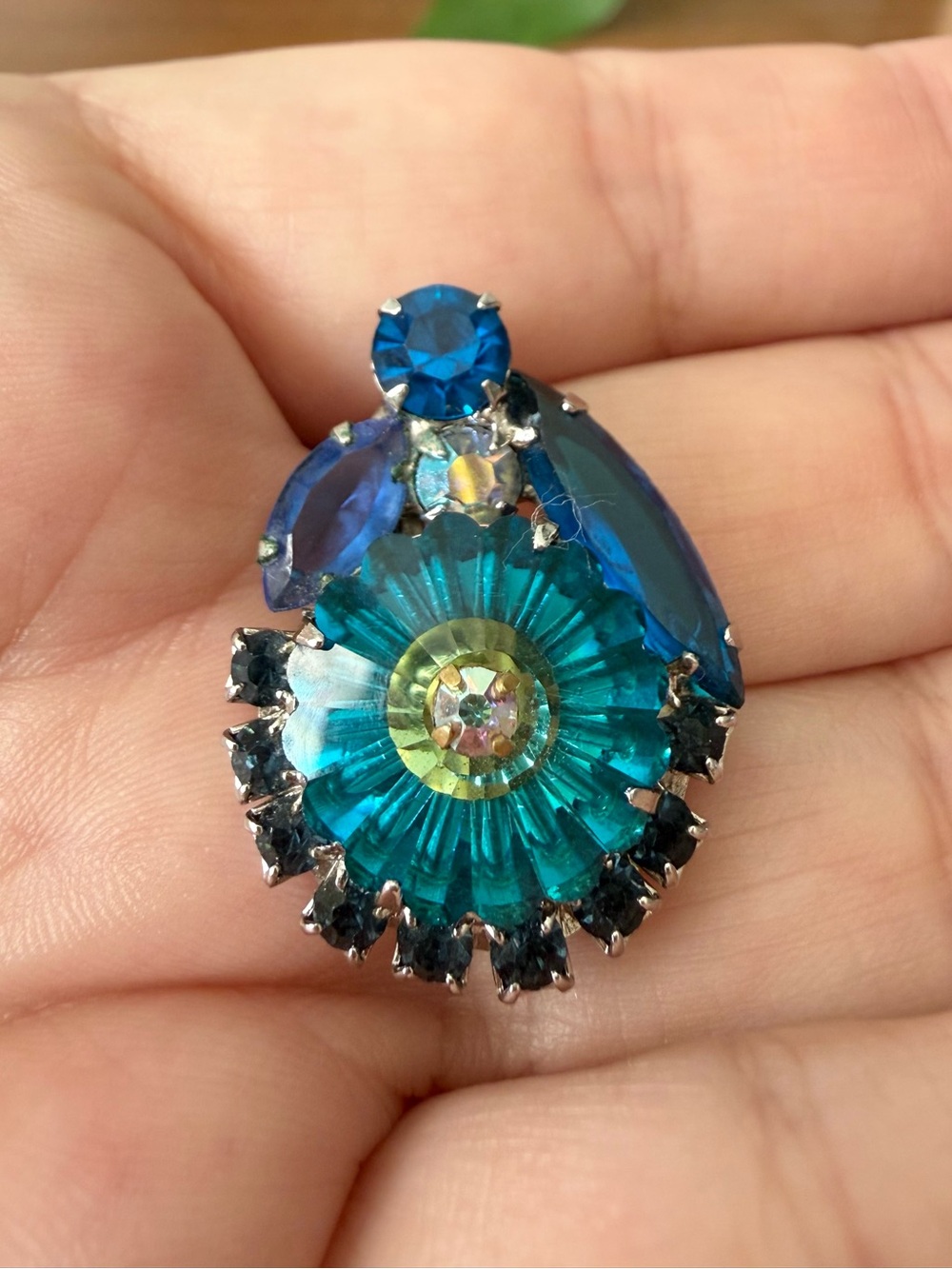 Vintage Juliana D&E Margarita Blue Crystal Rivoli Rhinestone Brooch Silvertone - Picture 10 of 15